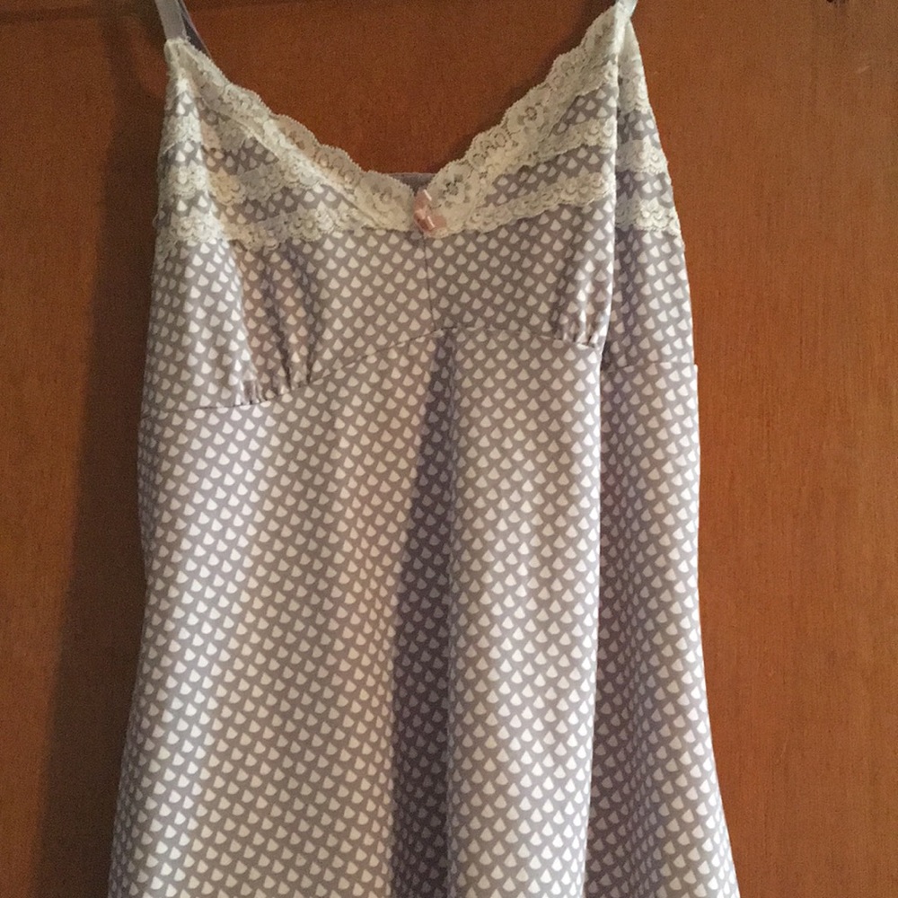 Cute little sexy top! 🌸